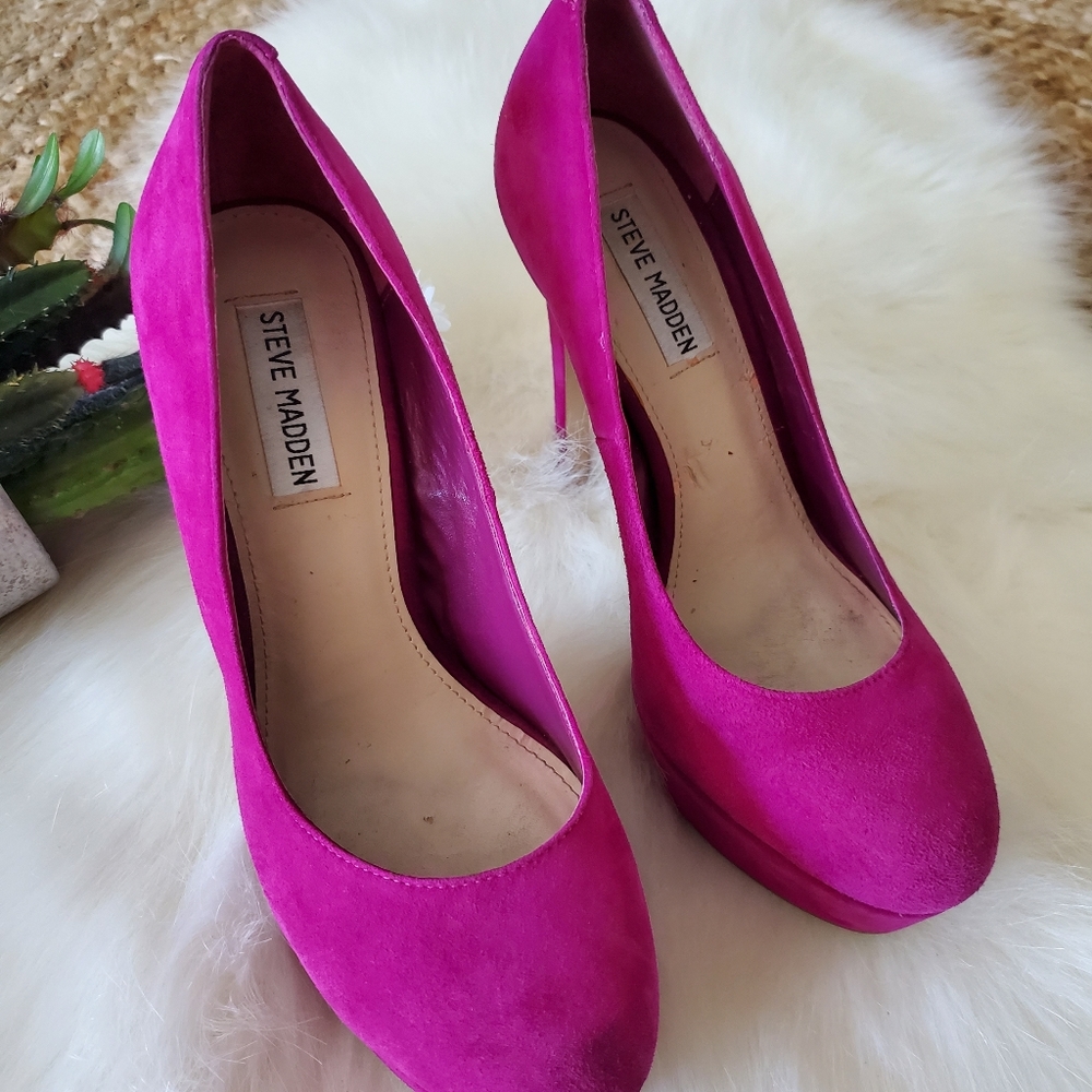 Steve Madden Fuchsia Heels - Picture 4 of 5
